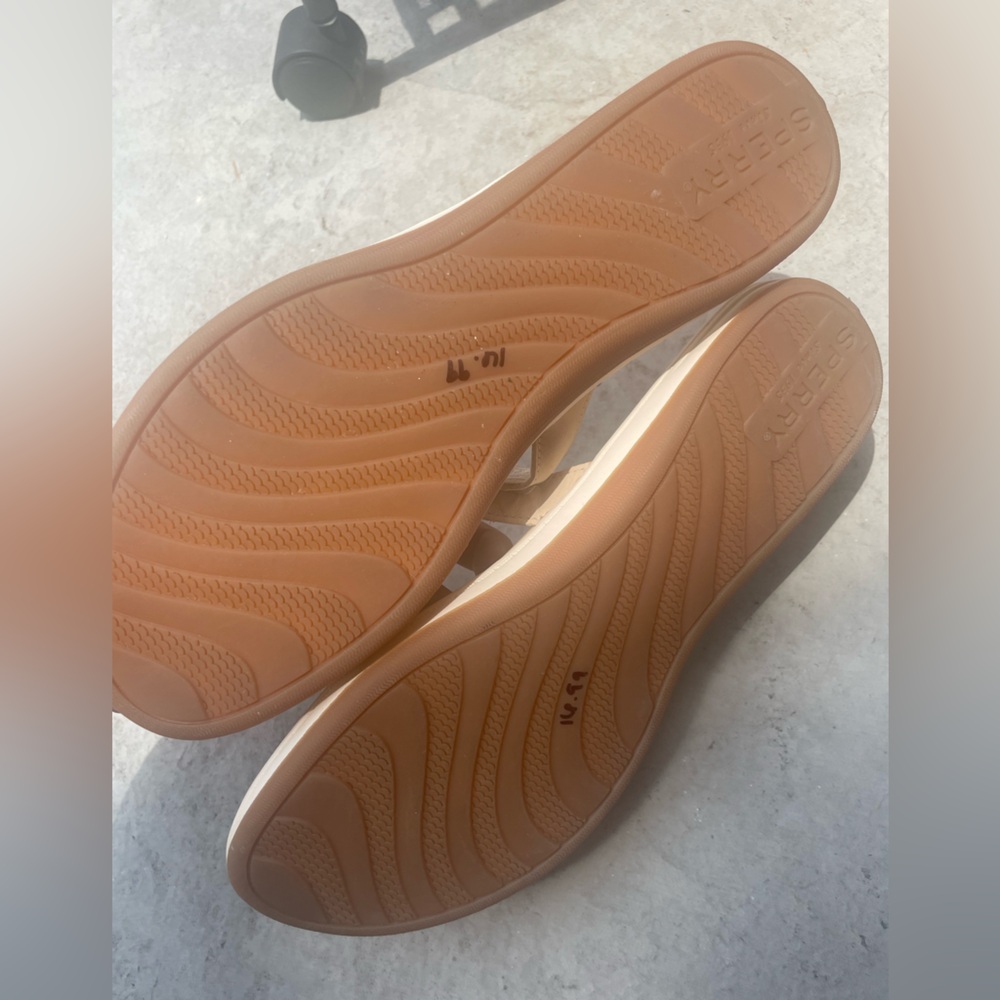 Sperry Sandals - Picture 3 of 3